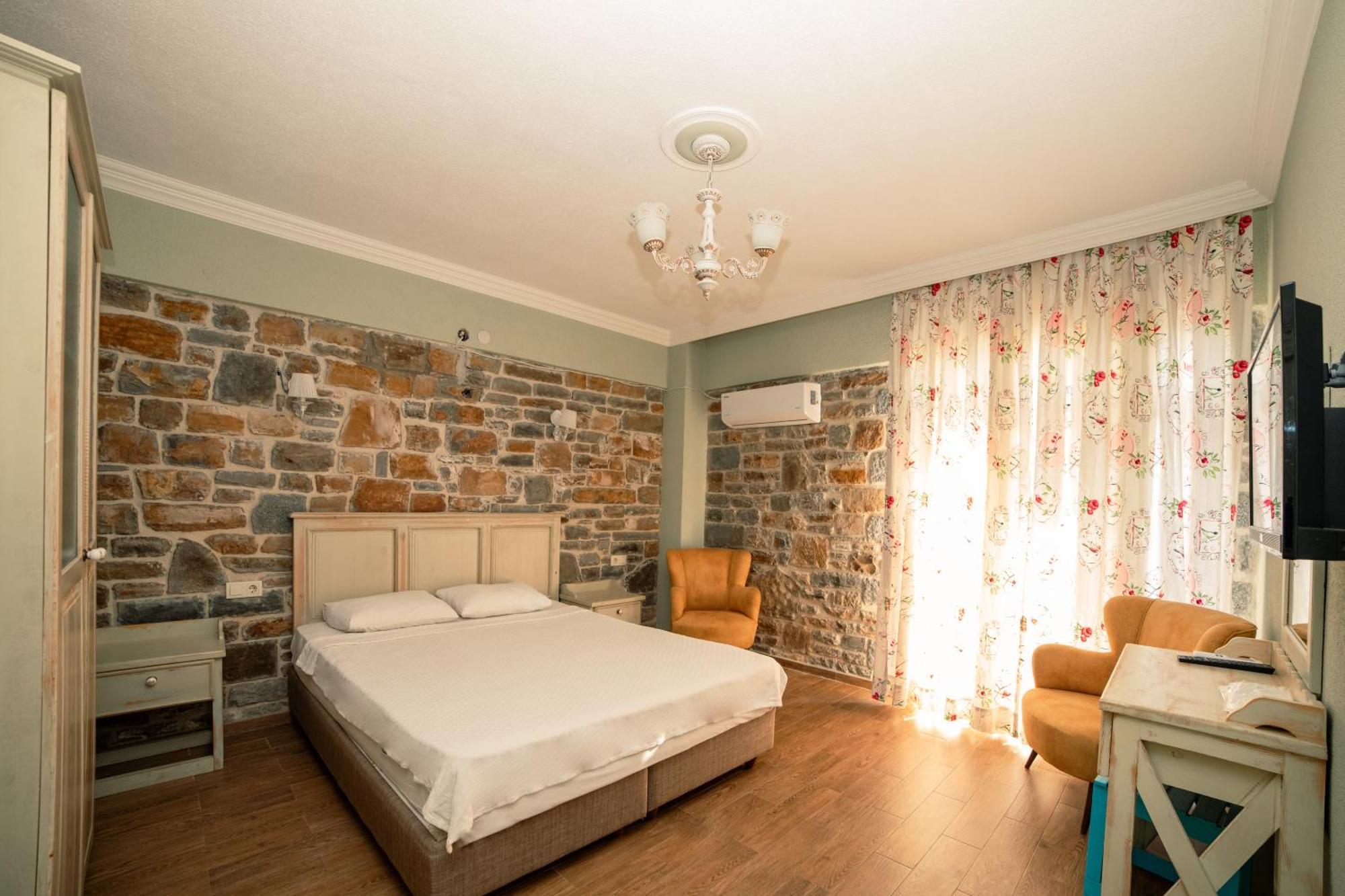 Yakamoz Hotel Goekceada Gokceada Ngoại thất bức ảnh